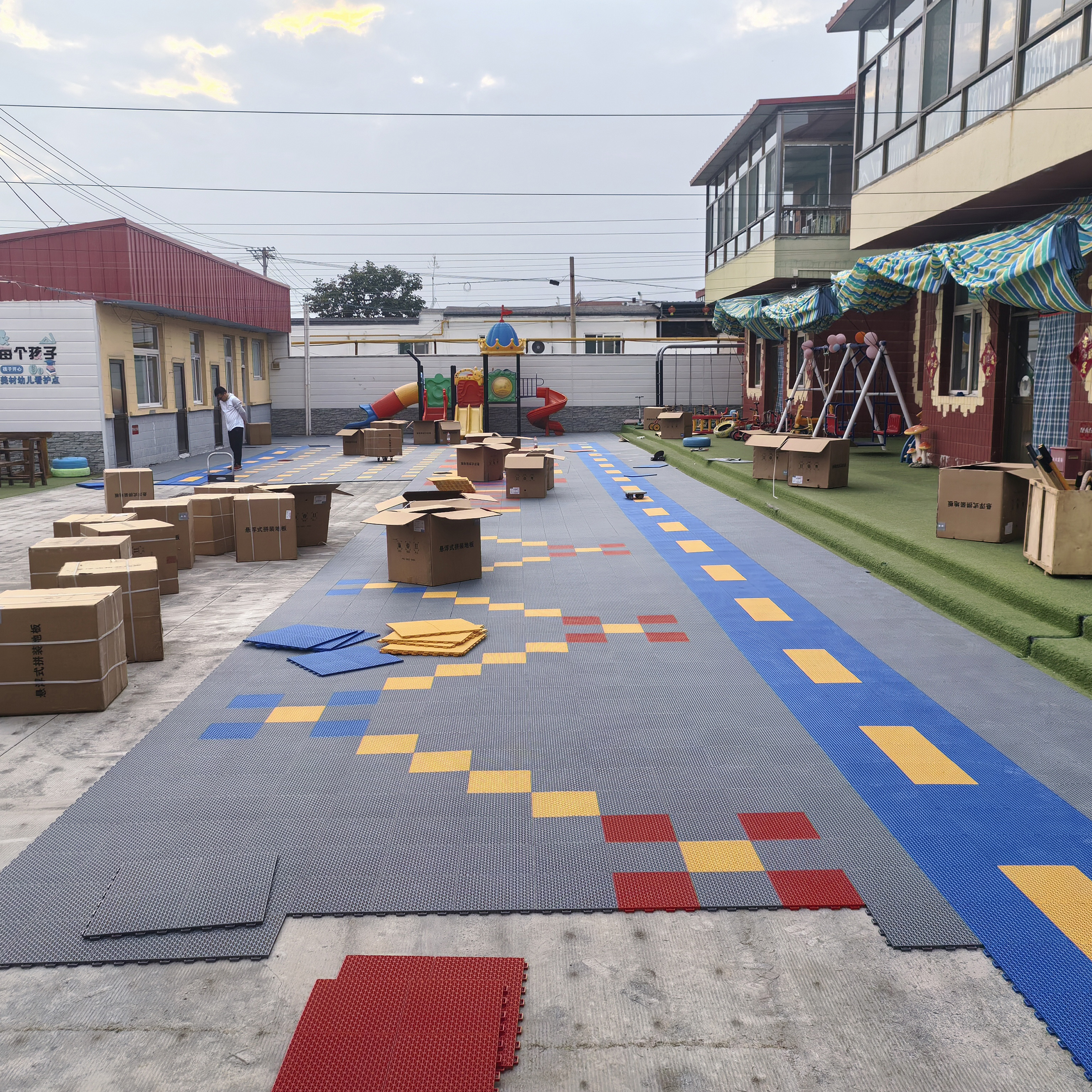 OEM Customized Indoor/Outdoor  - Outdoor Sport Court Flooring 리뷰 및 가격